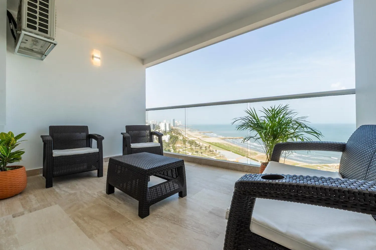 Panoramic Oceanview Loft Near Beach & Airport Cartagena 0*,
